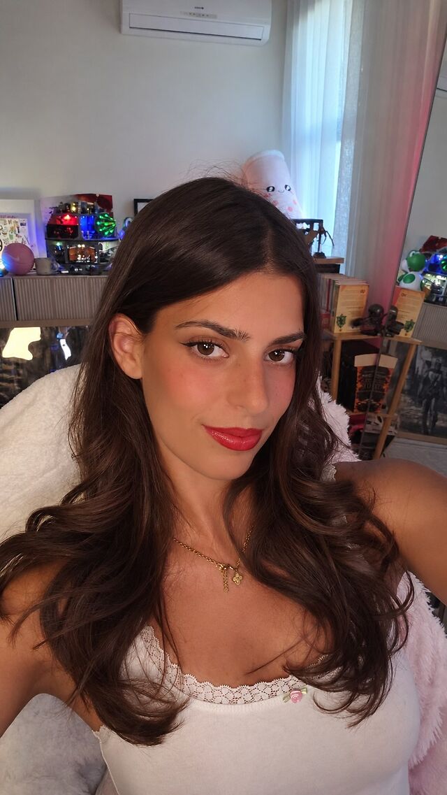 Develique leaked photos