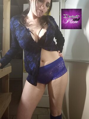 Deviant Plum leaked photo #20