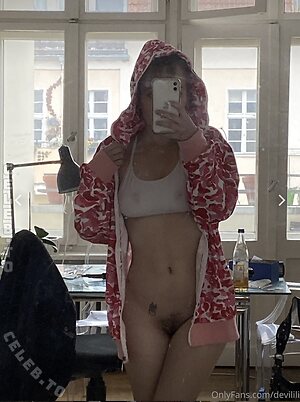 Devilili Nude Leaked Photo #6