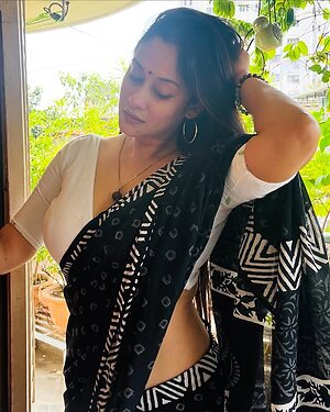 Devina Bose Nude Leaked Photo #24
