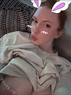 Devine Kitty photo