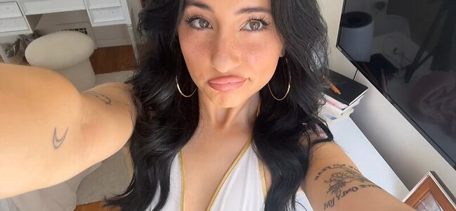Devinevola leaked photo #8