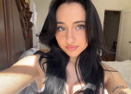 Devinevola leaked photo #9
