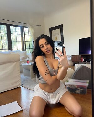 Devinevola leaked photo #22