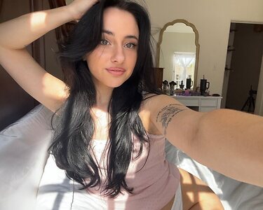 Devinevola leaked photo #30