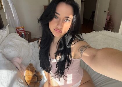 Devinevola leaked photo #33