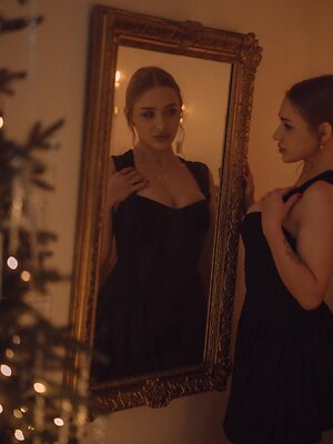 Diana Khomyk leaked photo #18