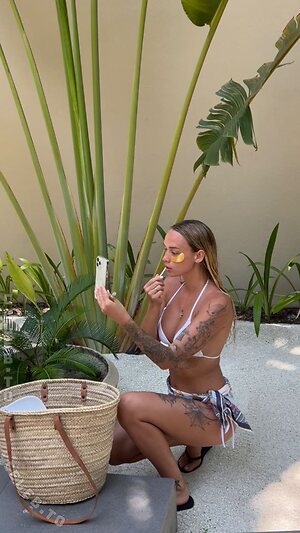 Diana Shurigina / succubdiana Nude Leaked Photo #17