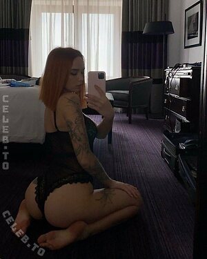 Diana Shurigina / succubdiana Nude Leaked Photo #30