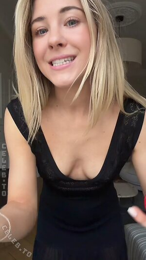 Diana zur Löwen Nude Leaked Photo #12