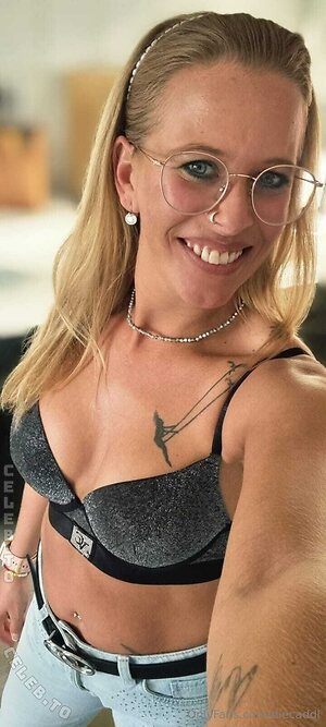 DieCaddl More Nude Photos