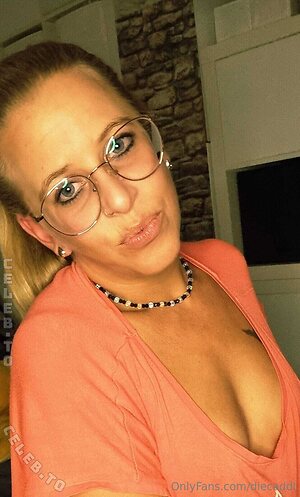 DieCaddl Nude Leaked Photo #41