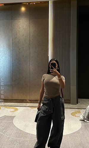 Dilara Özcan Nude Leaked Photo #3