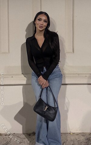 Dilara Özcan Nude Leaked Photo #6