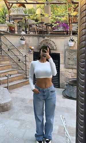 Dilara Özcan Nude Leaked Photo #9