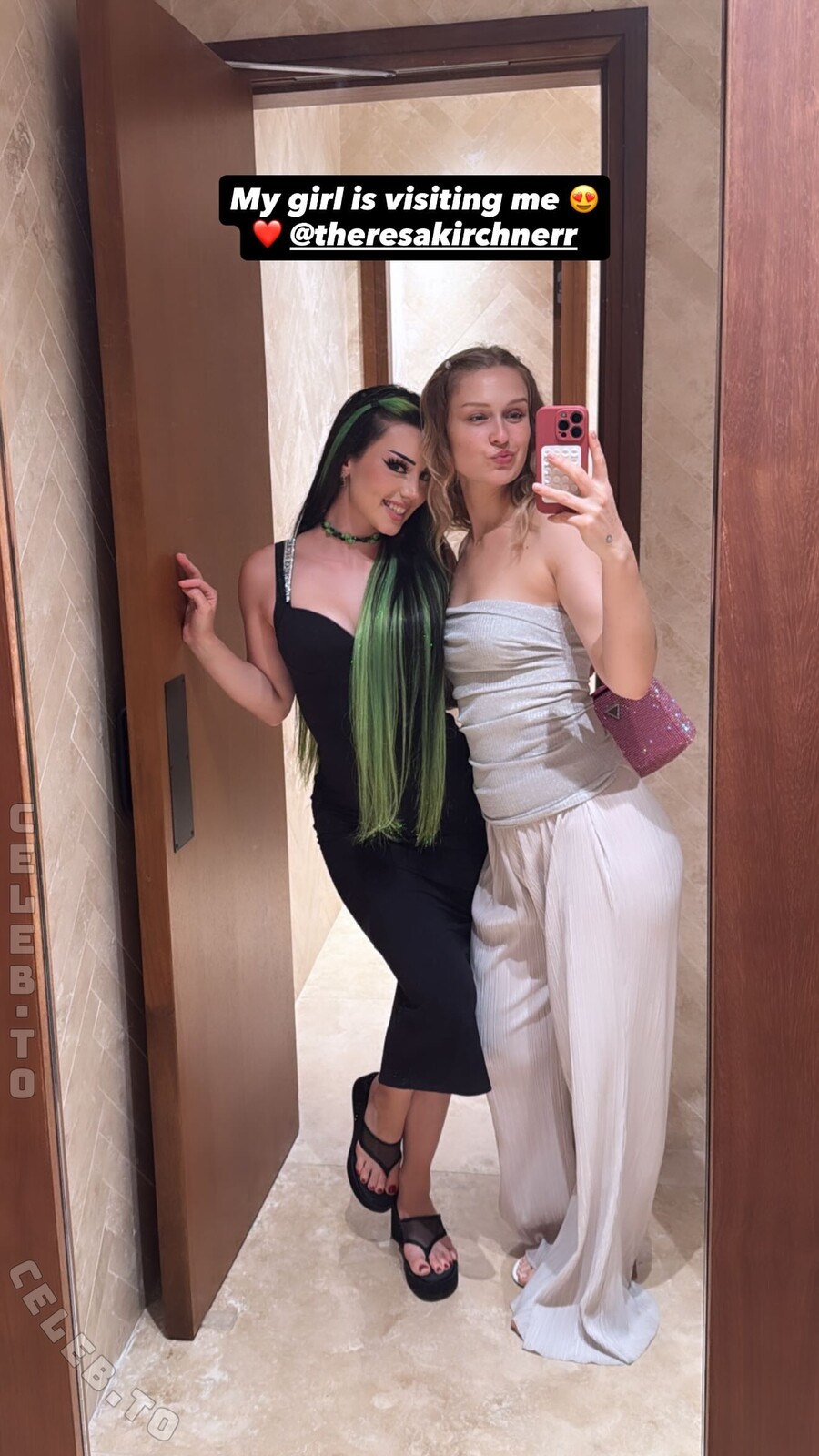 Dilaraa photo