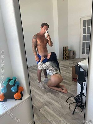 Disneyyrose photo
