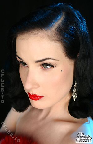 Dita von Teese Nude Leaked Photo #169