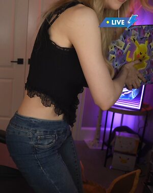 Dizzykitten leaked photo #95