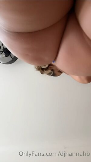 DJ Hannah B Nude Leaked Photo #16
