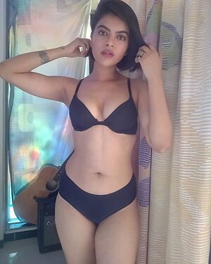 Dj Rhea leaked photo #3