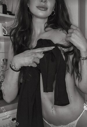 Djane Maureeyne Nude Leaked Photo #47