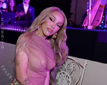 Doja Cat Nude Leaked Photo #13