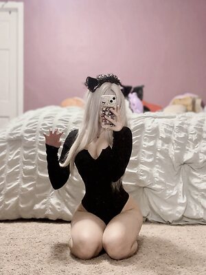 Dollfault leaked photo #15