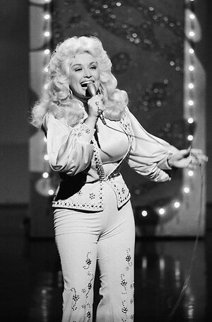 Dolly Parton Nude Leaked Photo #34