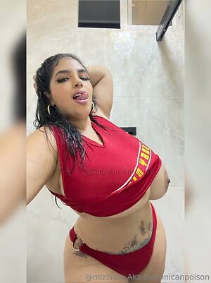 Dominican Poison Mizz Issy Isabel Rivas leaked photo #40