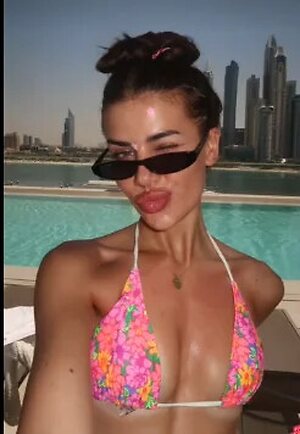 Dominique Alagia leaked photo #19