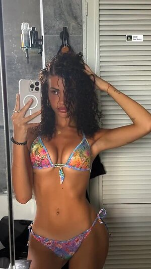 Dominique Alagia leaked photo #20