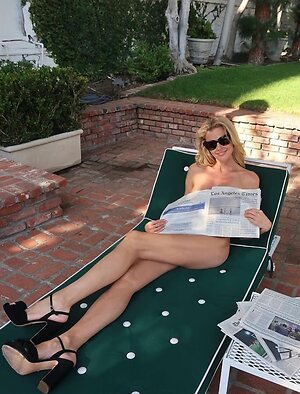 Donna Air Nude Leaked Photo #23