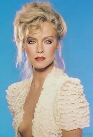 Donna Mills leaked photo #16