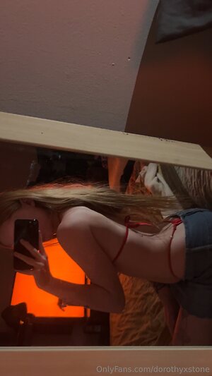 dorothyxstone Nude Leaked Photo #11