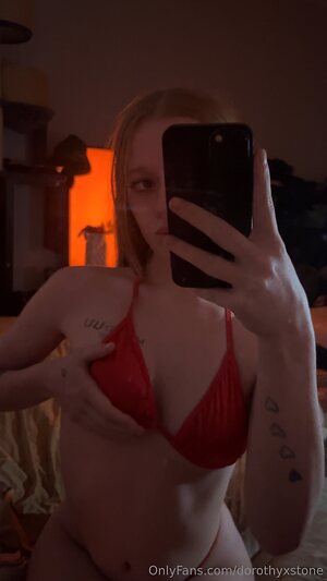 dorothyxstone Nude Leaked Photo #18