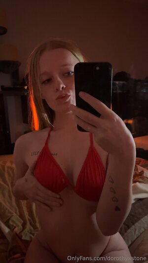 dorothyxstone Nude Leaked Photo #22