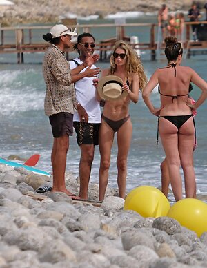 Doutzen Kroes leaked photo #100