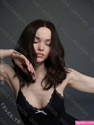 Dove Cameron Nude Leaked Photo #7