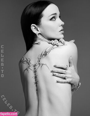 Dove Cameron Nude Leaked Photo #13