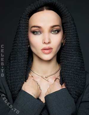 Dove Cameron Nude Leaked Photo #40