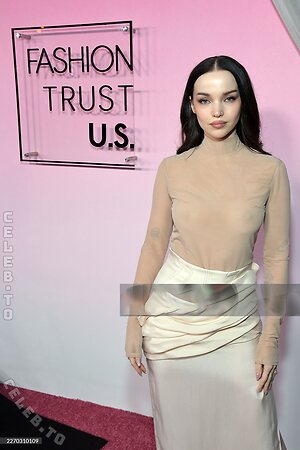 Dove Cameron Nude Leaked Photo #47