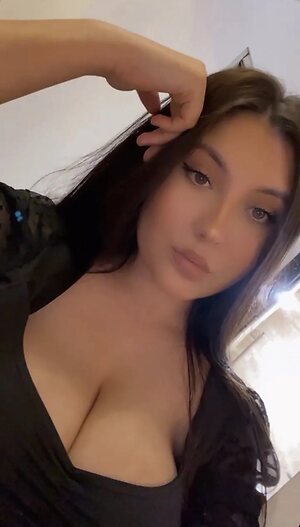 Dreea B b Nude Leaked Photo #21