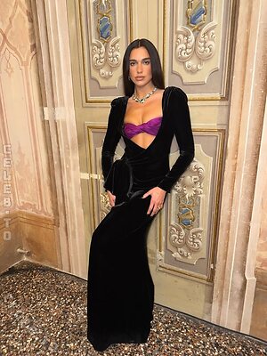 Dua Lipa Nude Leaked Photo #60