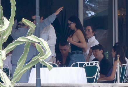 Dua Lipa Nude Leaked Photo #92