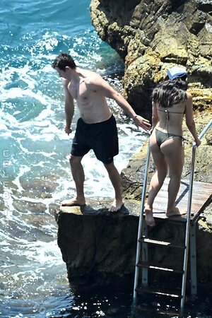 Dua Lipa Nude Leaked Photo #121