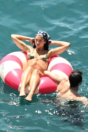 Dua Lipa Nude Leaked Photo #138