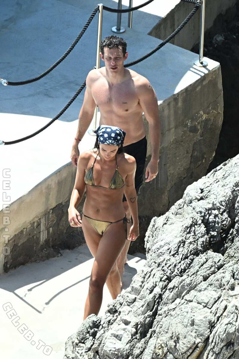 Dua Lipa photo