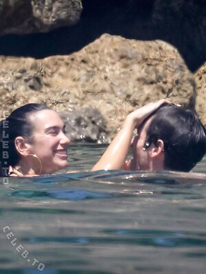 Dua Lipa photo