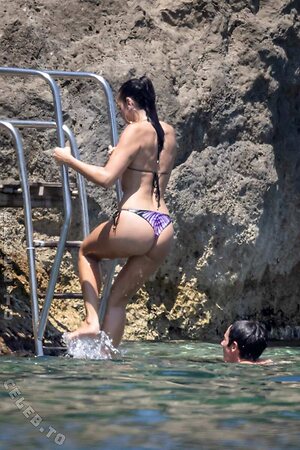 Dua Lipa Nude Leaked Photo #174